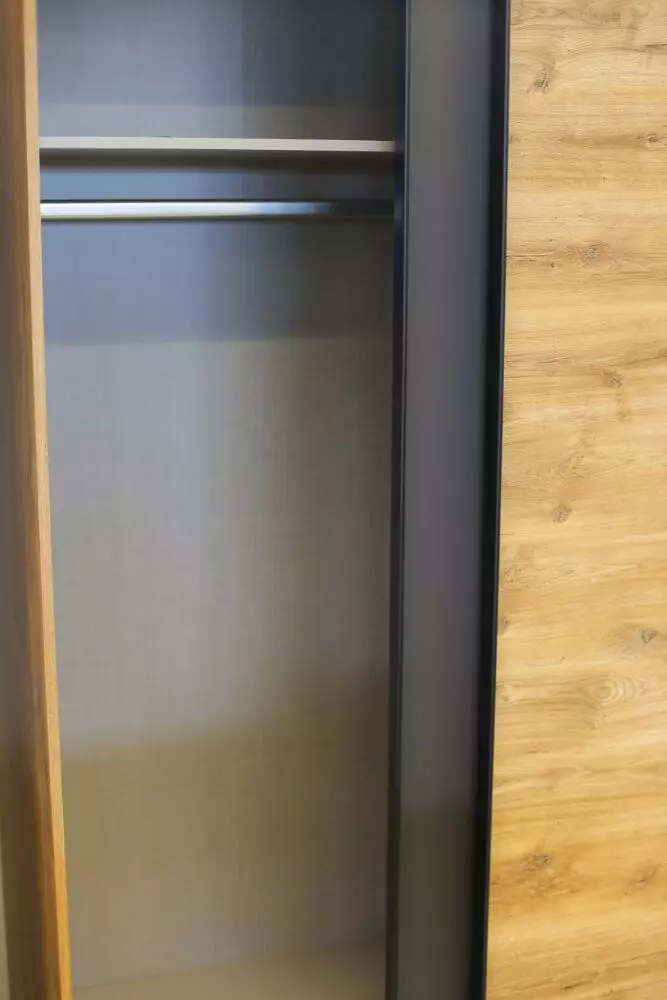 Industrial Vaatekaappi Liukuovilla öljytty Tammi - Image 3